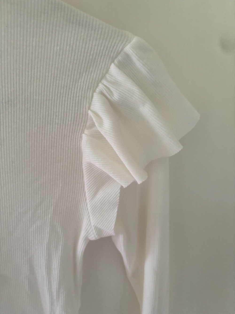 Zara White Mock Neck Long-Sleeve Top with Ruffle Shoulders - Picture 3 of 4